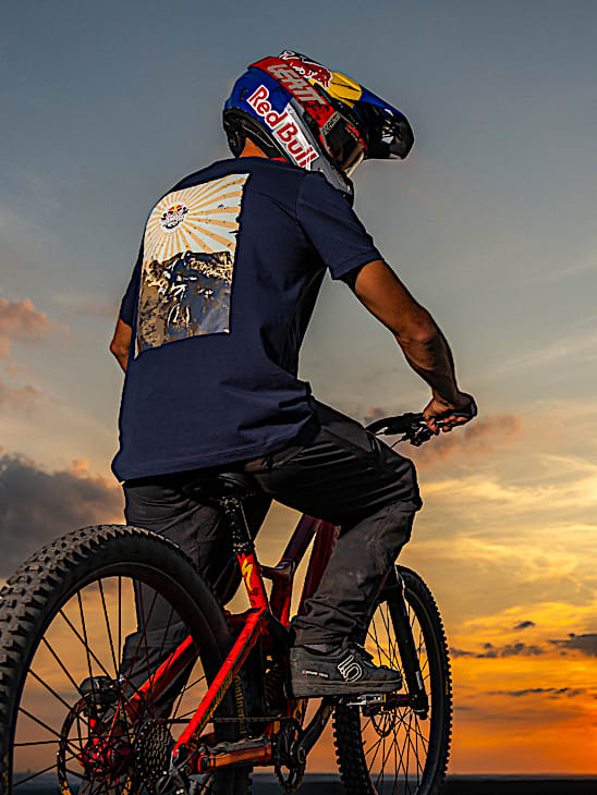 Red bull mtb shop on sale